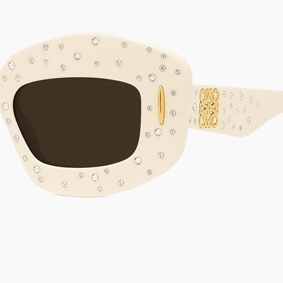 LOEWE Cream Crystal Unisex Sunglasses LW4114IS - Picture 4 of 8